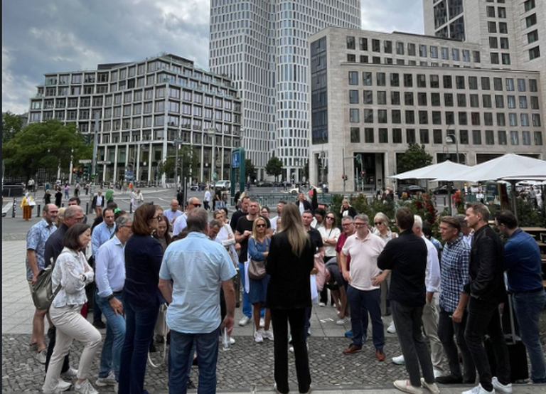 Linked-In-Sommermeeting.PNG