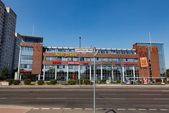 Allee-Center Berlin-Deka Immobilien.jpg